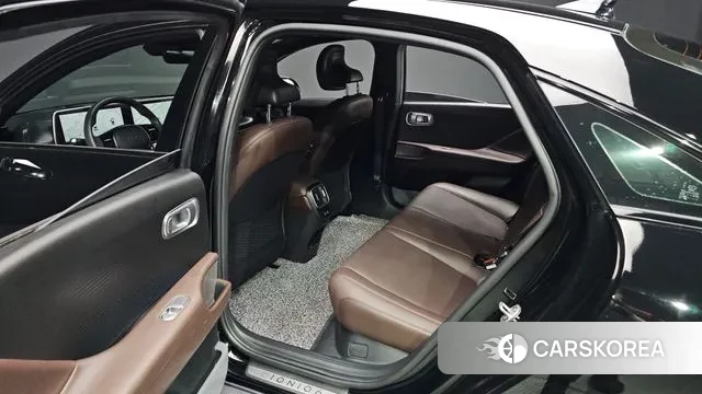 Hyundai Ionic 6 2023 Черный из Кореи, фото 2