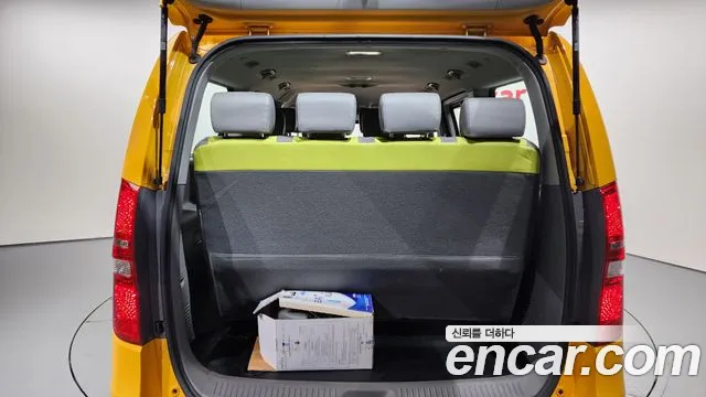 Hyundai The New Grand Starex 2021 Желтый из Кореи, фото 2