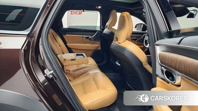 Volvo V90 Cross-Country 2021 Коричневый из Кореи, фото 2