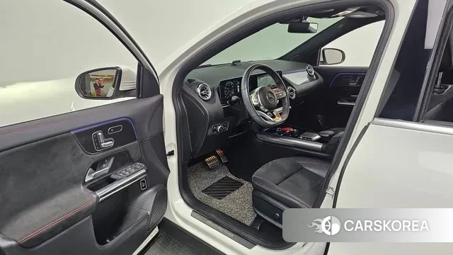 Mercedes-Benz GLA - Class H247 2020 Белый из Кореи, фото 2