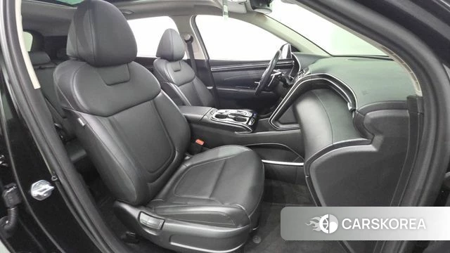 Hyundai Tucson (NX4) 2021 Черный из Кореи, фото 2