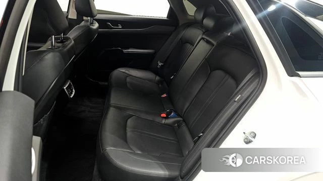 Kia K5 3rd generation 2023 Белый из Кореи, фото 2