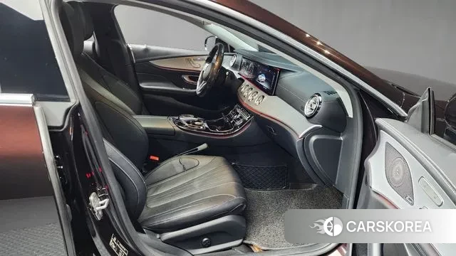 Mercedes-Benz CLS-Class C257 2018 Коричневый из Кореи, фото 2