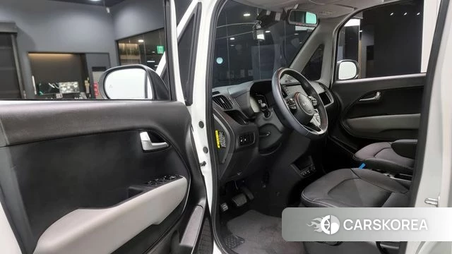 Kia The New Kia Ray 2023 Белый из Кореи, фото 2