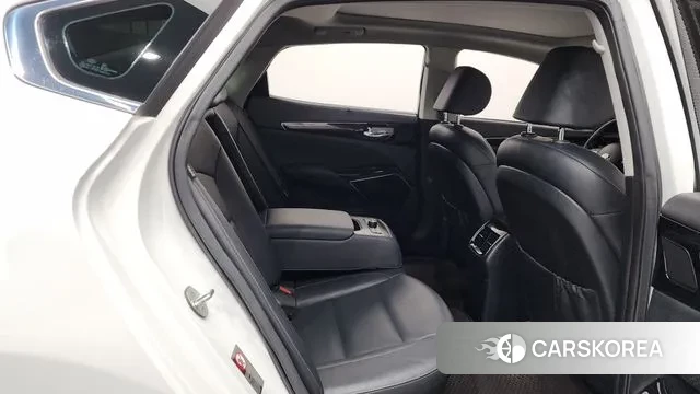 Kia Come New K7 2018 Белый из Кореи, фото 2