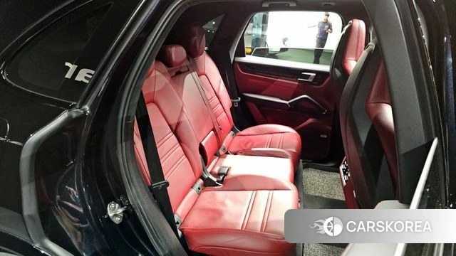 Porsche Cayenne (PO536) 2020 Черный из Кореи, фото 2