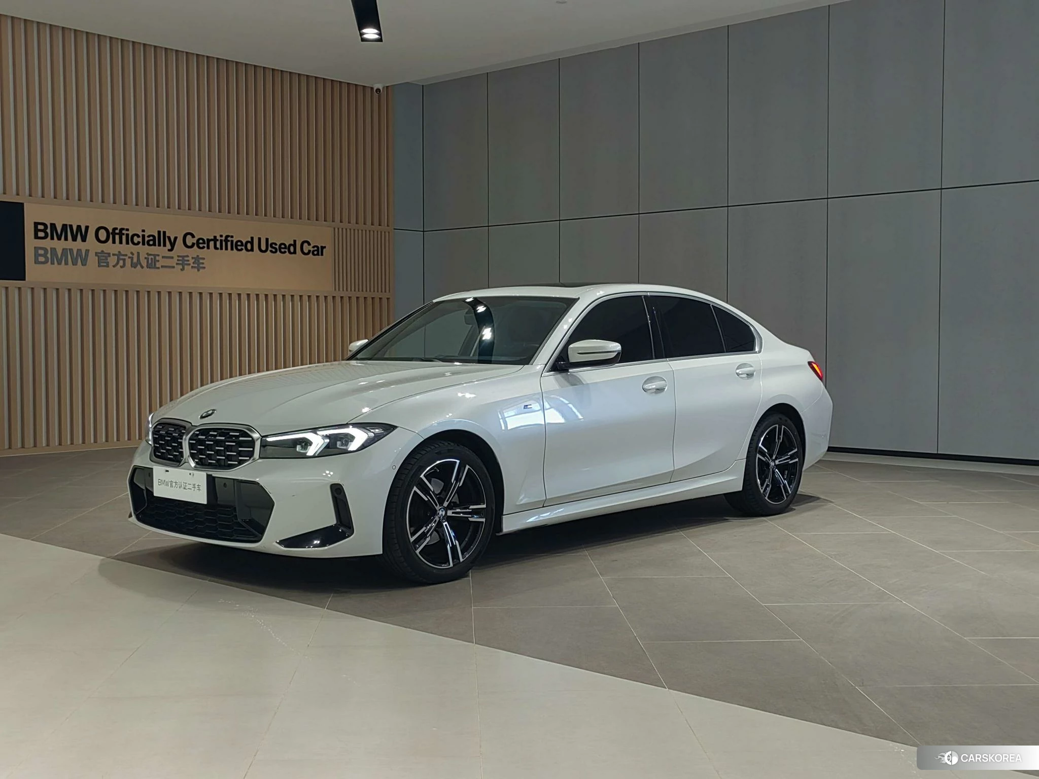 BMW 3 series 2022 Белый из Китая, фото 2