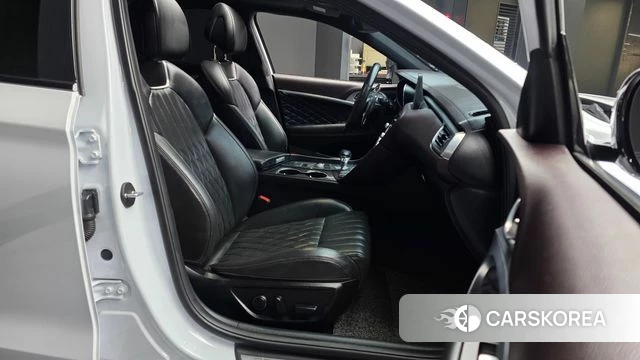 Genesis G70 2018 Белый из Кореи, фото 2