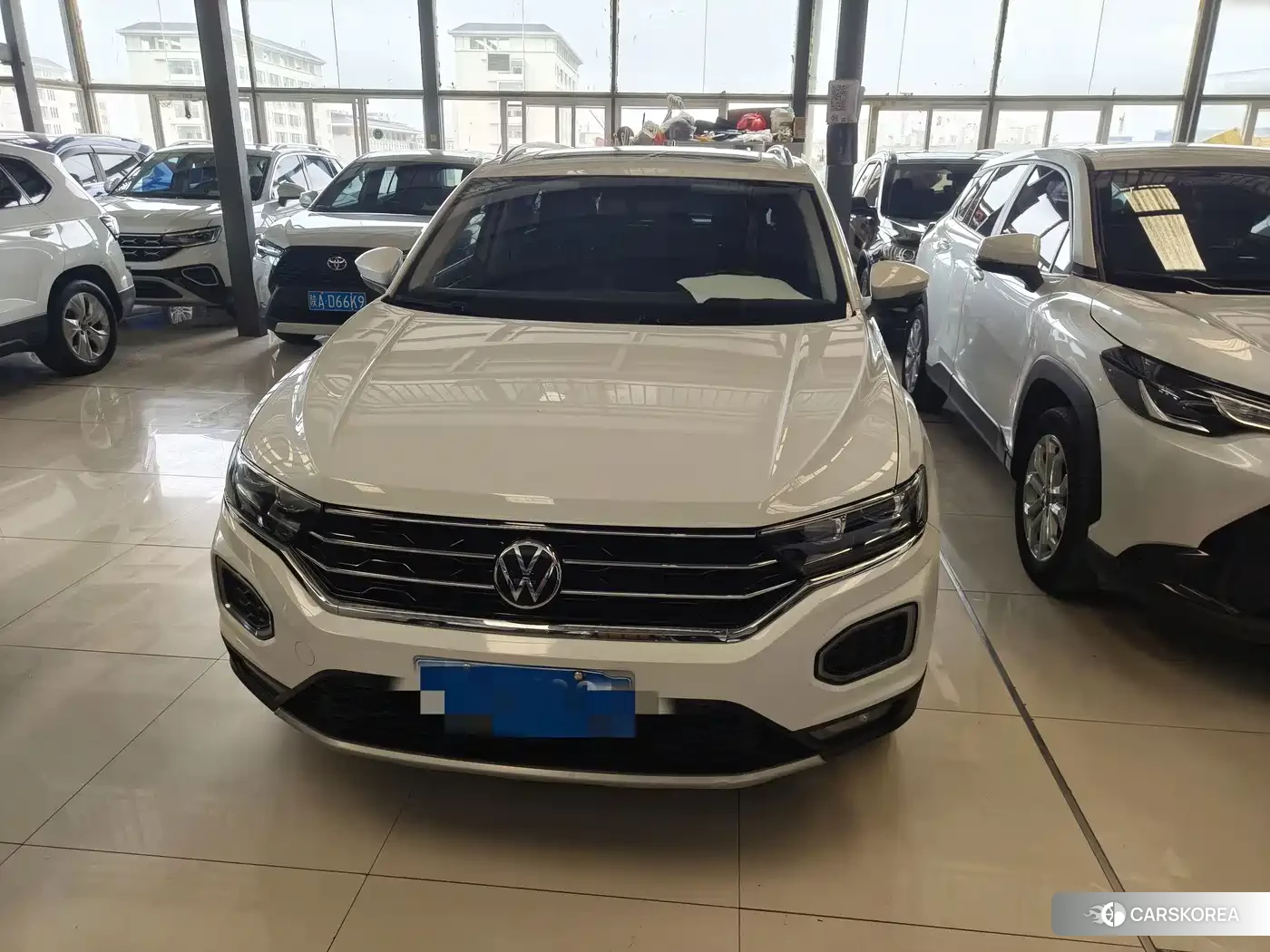 Volkswagen T-Roc 2023 Белый из Китая, фото 2