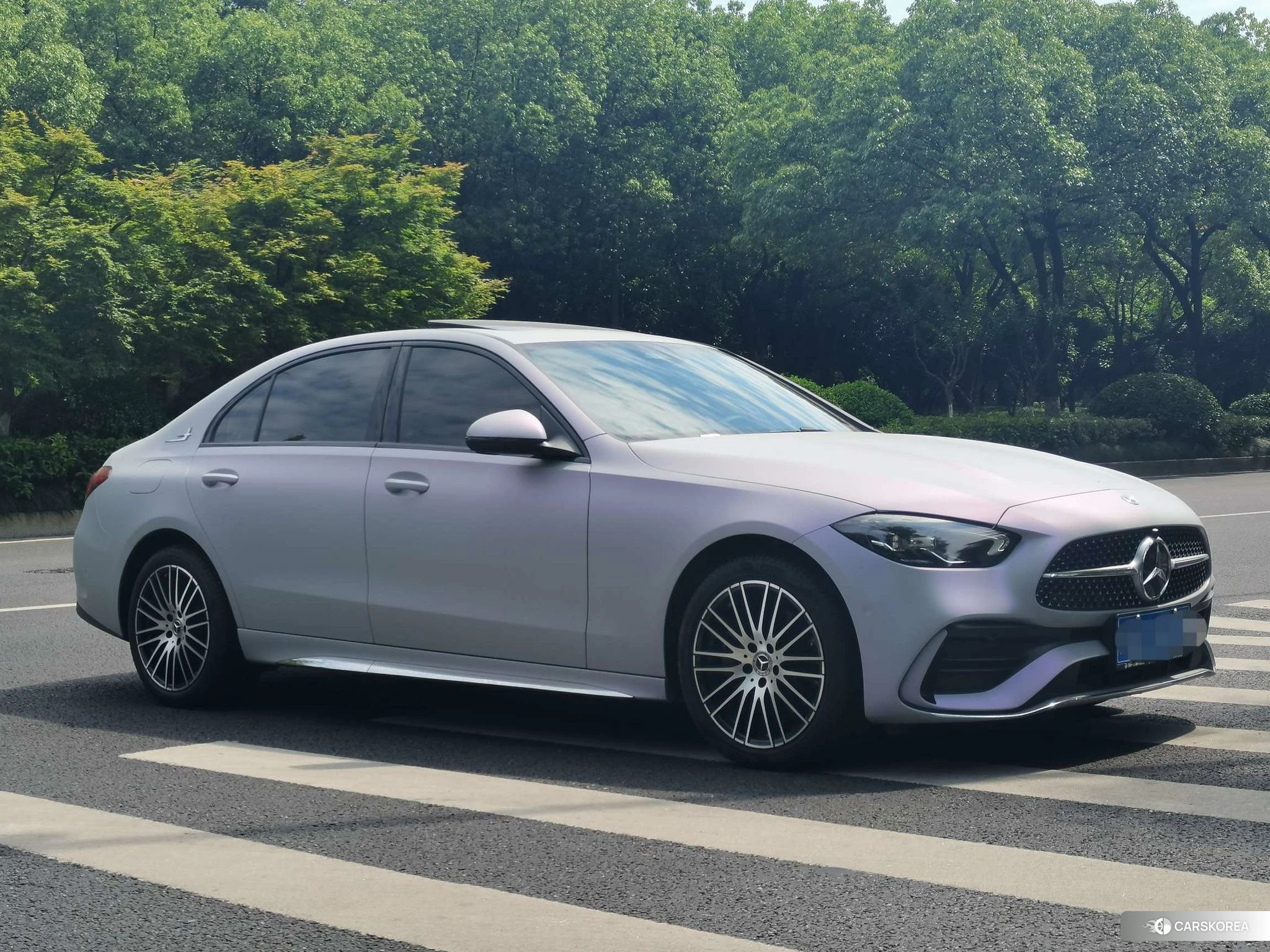 Mercedes-Benz Class C 2023 Серебристо-серый из Китая, фото 2