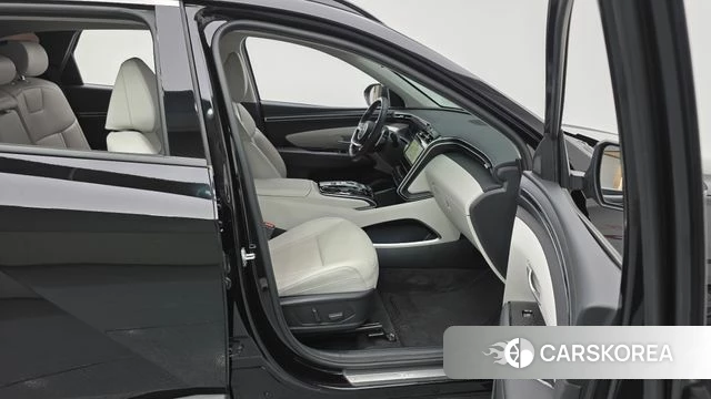 Hyundai Tucson (NX4) 2022 Черный из Кореи, фото 2