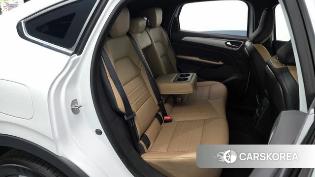 Renault Korea (Samsung) Arcana 2025 Белый из Кореи, фото 2
