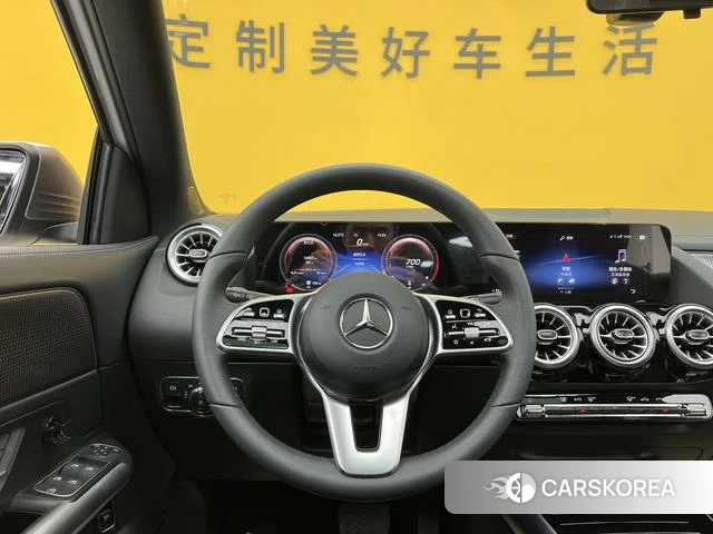 Mercedes-Benz GLA 2022 Белый из Китая, фото 2