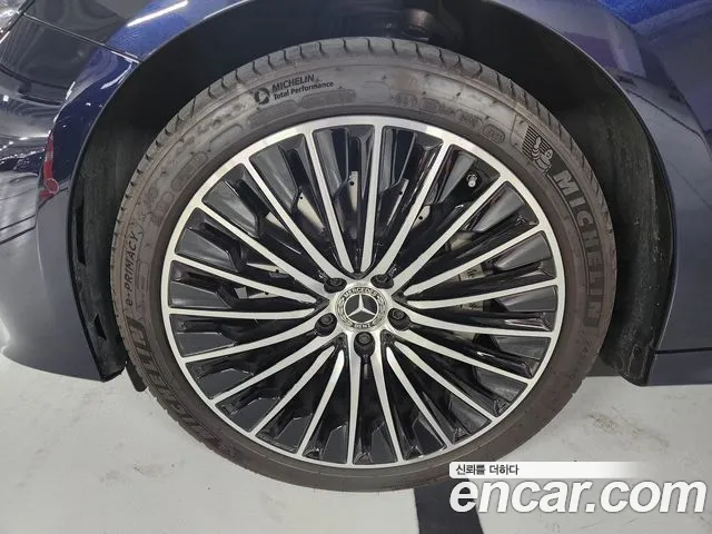 Mercedes-Benz E-Class W214 id 2678262 из Кореи 2