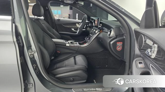 Mercedes-Benz C-Class W205 2018 Серый из Кореи, фото 2