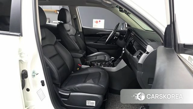 Ssangyong Beautiful Korando 2021 Белый из Кореи, фото 2