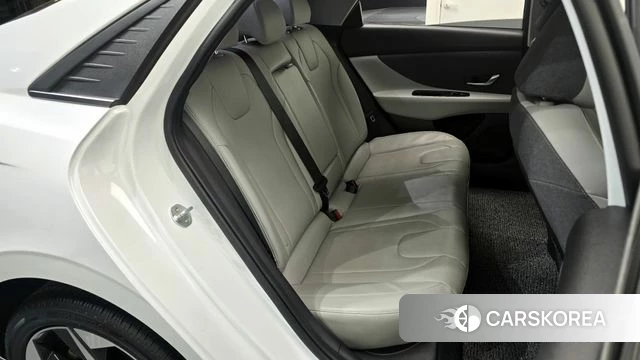 Hyundai Avante (CN7) 2021 Белый из Кореи, фото 2