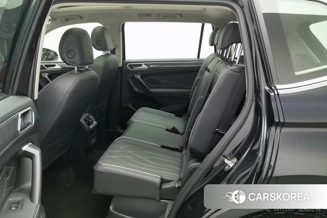 Volkswagen Tiguan L 2023 Черный из Китая, фото 2