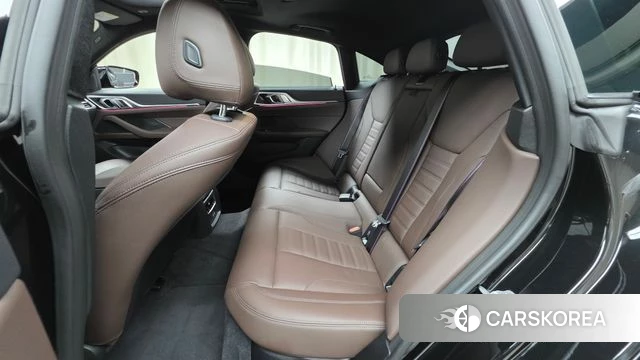 BMW 4 Series (G22) 2026 Черный из Кореи, фото 2