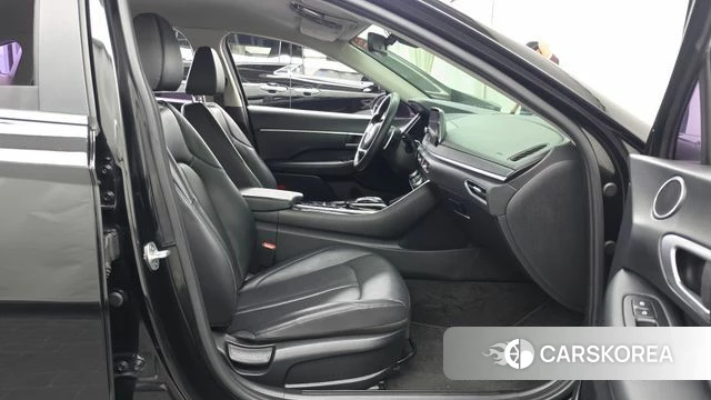Hyundai Sonata (DN8) 2019 Черный из Кореи, фото 2