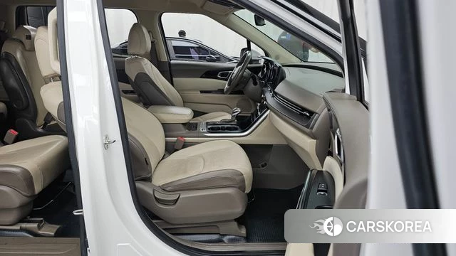Kia Carnival 4th generation 2020 Белый из Кореи, фото 2