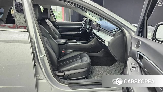 Hyundai Sonata D Edge (DN8) 2025 Серебристо-серый из Кореи, фото 2