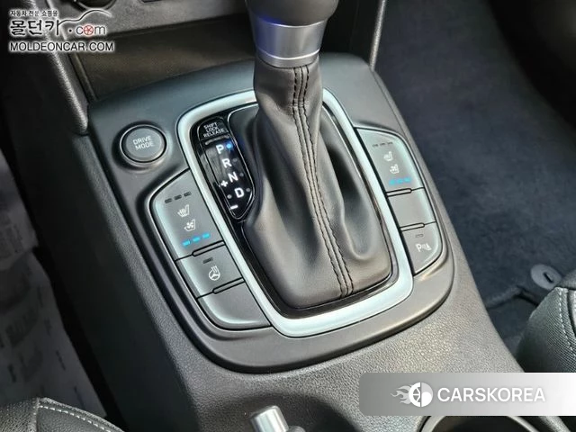 Hyundai Kona 2018 Серебристо-серый из Кореи, фото 2