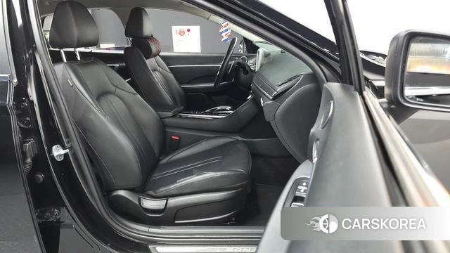 Hyundai Sonata (DN8) 2019 Черный из Кореи, фото 2