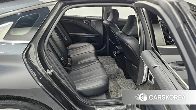 Kia K8 2023 Серый из Кореи, фото 2