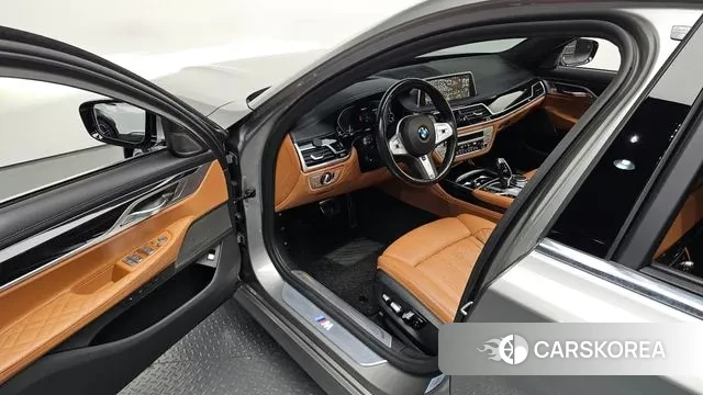 BMW 7 Series (G11) 2021 Серебряный из Кореи, фото 2