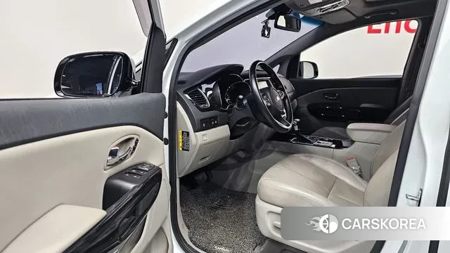 Kia The New Carnival 2019 Белый из Кореи, фото 2