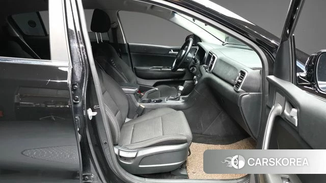 Kia Sportage 4th Generation 2018 Черный из Кореи, фото 2