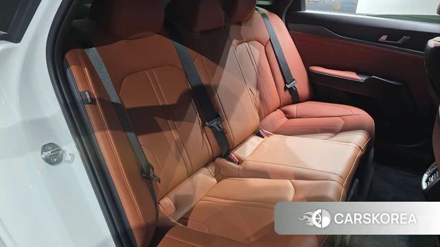 Kia The New K5 3rd generation 2023 Белый из Кореи, фото 2