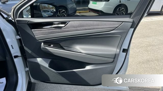 Volkswagen ID.7 VIZZION 2024 Белый из Китая, фото 2