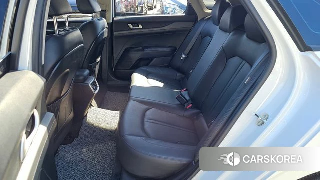 Kia K5 3rd generation 2023 Белый из Кореи, фото 2