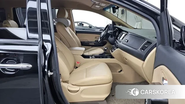 Kia All New Carnival 2018 Черный из Кореи, фото 2