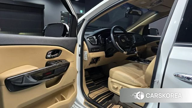 Kia The New Carnival 2019 Белый из Кореи, фото 2