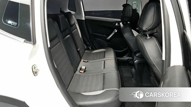 Peugeot 2008 2019 Белый из Кореи, фото 2