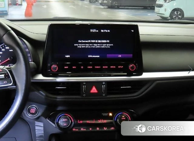 Kia The New K3 2nd generation 2023 Серый из Кореи, фото 2