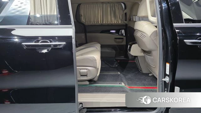 Kia Carnival 4th generation 2021 Черный из Кореи, фото 2