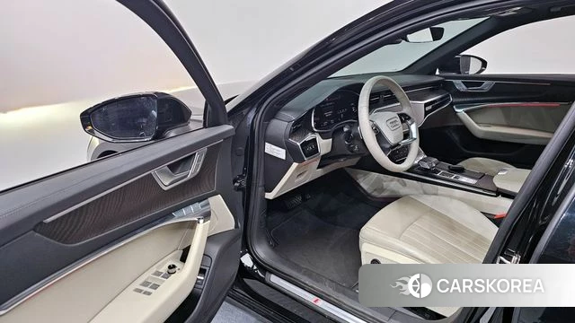 Audi A6 (C8) 2023 Черный из Кореи, фото 2