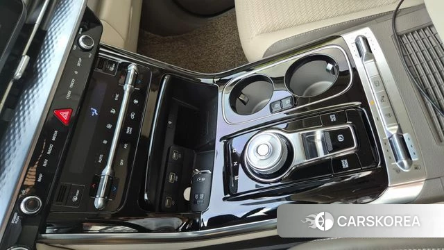 Kia Carnival 4th generation 2021 Белый из Кореи, фото 2