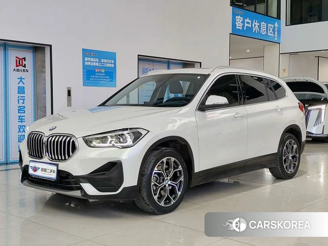 BMW X1 2022 Белый из Китая, фото 2