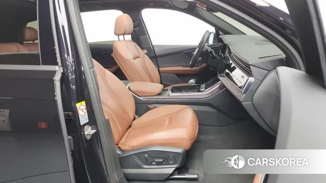 Audi Q7 (4M) 2021 Черный из Кореи, фото 2