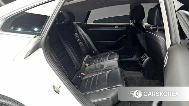 Volkswagen Arteon 2019 Белый из Кореи, фото 2