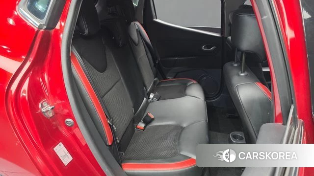 Renault Korea (Samsung) Clio 2018 Красный из Кореи, фото 2