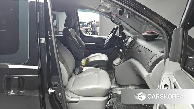 Hyundai The New Grand Starex 2019 Черный из Кореи, фото 2