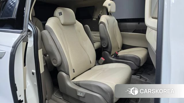 Kia Carnival 4th generation 2022 Белый из Кореи, фото 2
