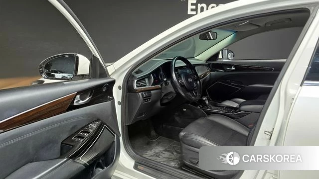 Kia Come New K7 2018 Белый из Кореи, фото 2