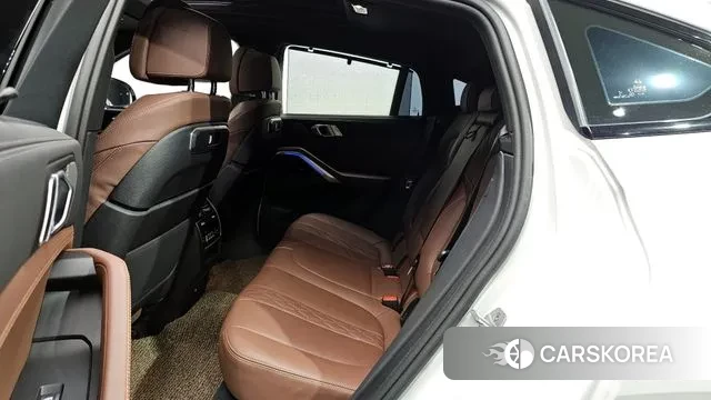 BMW X6 (G06) 2023 Белый из Кореи, фото 2